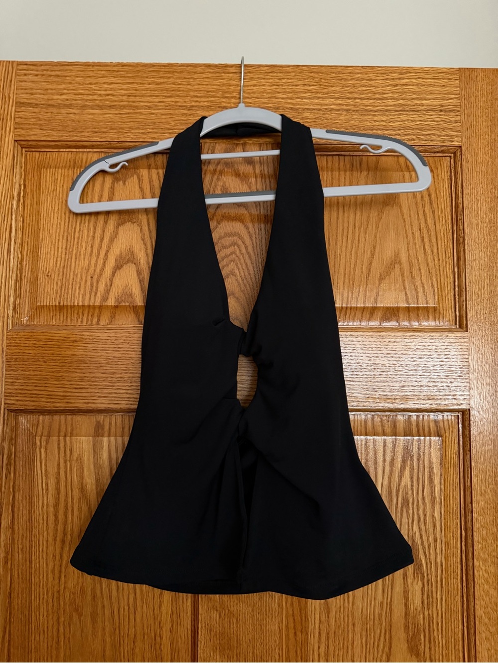 A&F Twist Front Cut Out Halter